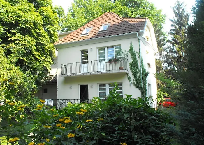 Πανσιόν Ottilia 3*